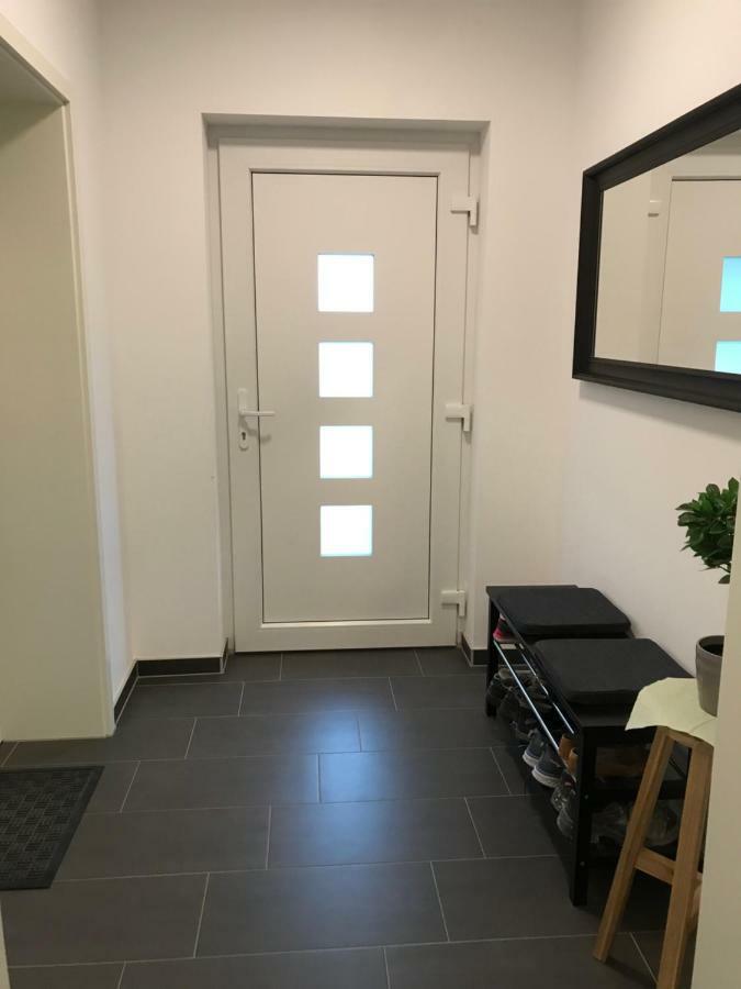Top-Ferienwohnung Bei Berlin, Bis 3 Gaeste, Terrasse Und Garten Bestensee Exterior foto